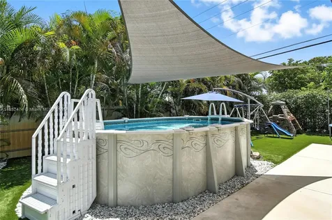 5005 E 6th Avenue Hialeah FL 33013