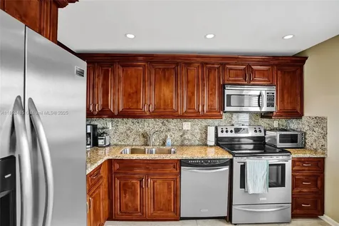 1401 N Riverside Drive Pompano Beach FL 33062