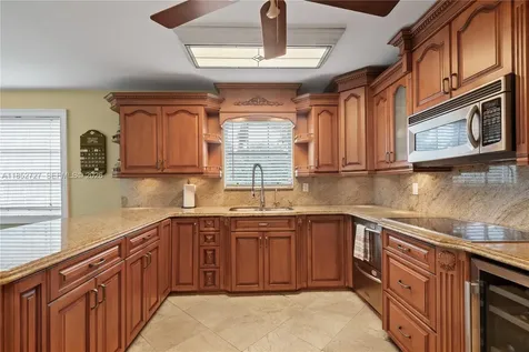 27800 SW 182nd Avenue Homestead FL 33031