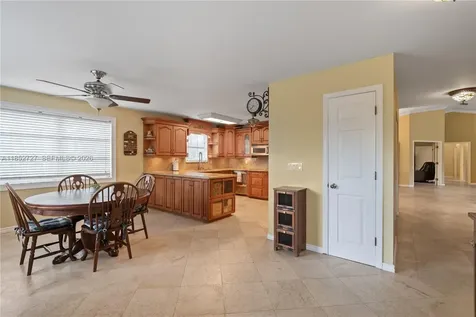 27800 SW 182nd Avenue Homestead FL 33031