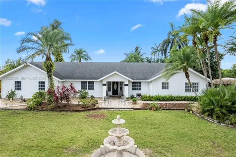 27800 SW 182nd Avenue Homestead FL 33031