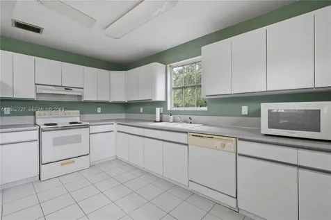 27800 SW 182nd Avenue Homestead FL 33031