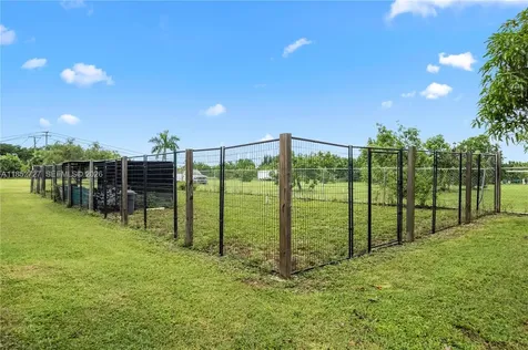 27800 SW 182nd Avenue Homestead FL 33031