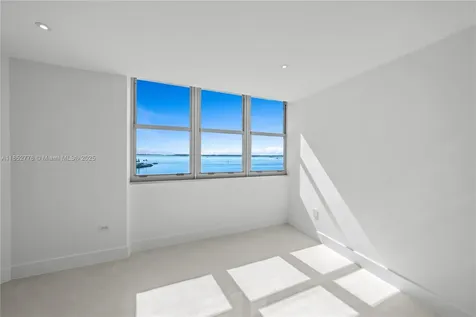 999 Brickell Bay Drive Miami FL 33131