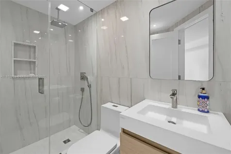 999 Brickell Bay Drive Miami FL 33131