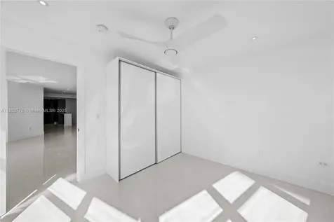 999 Brickell Bay Drive Miami FL 33131
