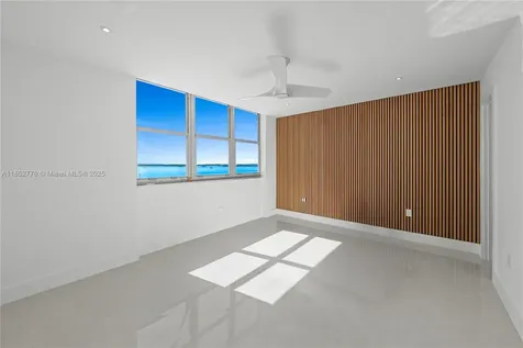 999 Brickell Bay Drive Miami FL 33131