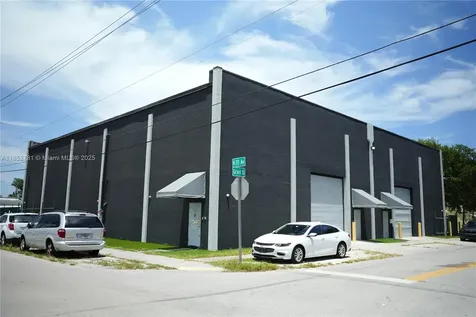 1951 Grant Street Hollywood FL 33020