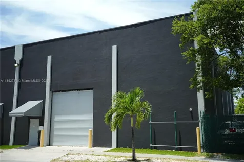 1951 Grant Street Hollywood FL 33020