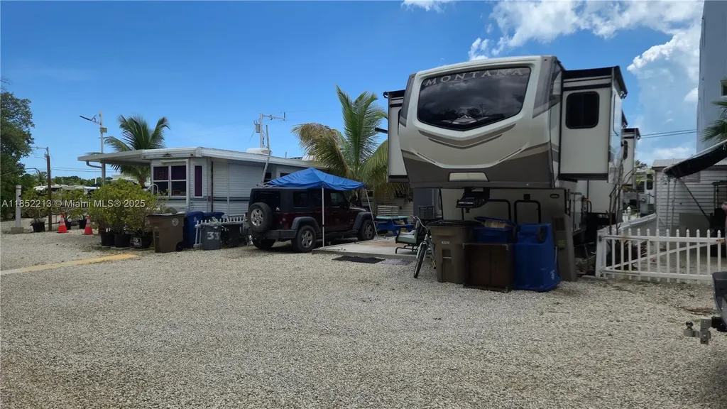 325 Calusa Street Lot 333 Key Largo FL 33037