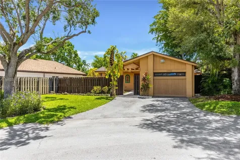 10915 SW 134th Court Miami FL 33186