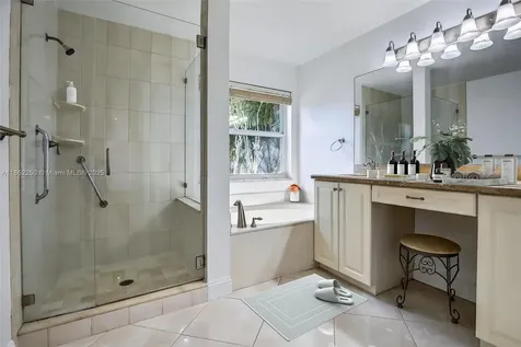 372 Cameron Drive Weston FL 33326