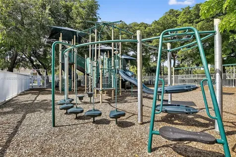 372 Cameron Drive Weston FL 33326