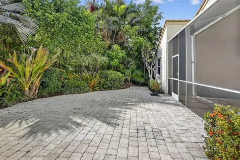 372 Cameron Drive Weston FL 33326
