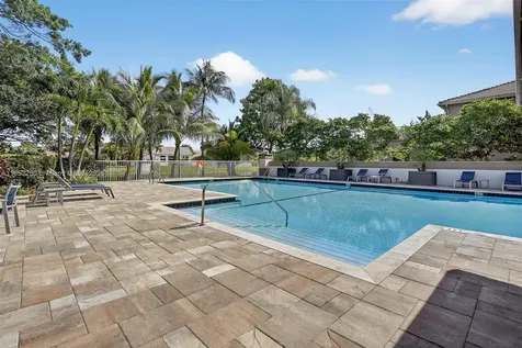 372 Cameron Drive Weston FL 33326