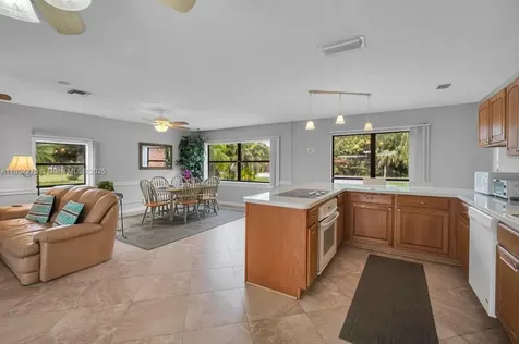 1803 E Easy Street Fort Pierce FL 34982