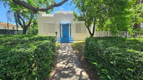 1954 Dewey Street Hollywood FL 33020