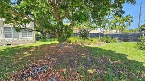 1954 Dewey Street Hollywood FL 33020