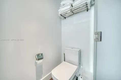 2900 NE 7th Avenue Miami FL 33137