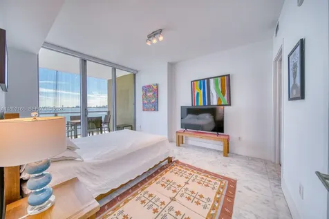 2900 NE 7th Avenue Miami FL 33137