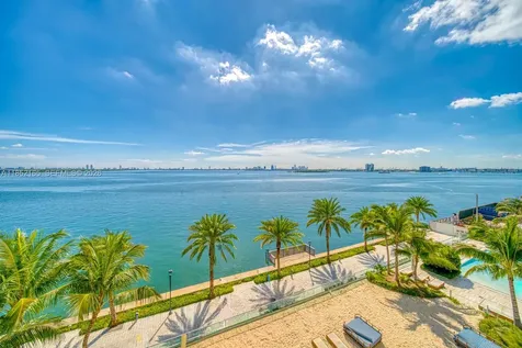 2900 NE 7th Avenue Miami FL 33137