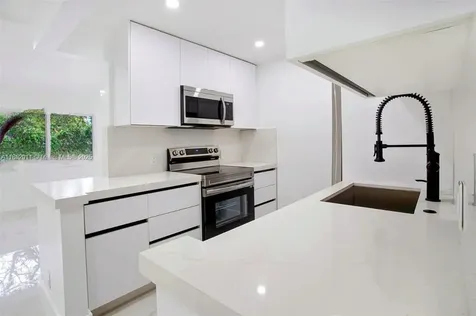 13250 SW 7th Court Pembroke Pines FL 33027