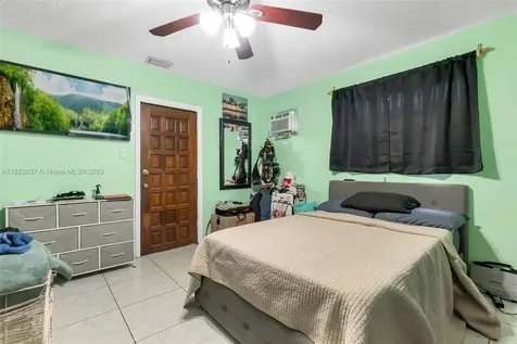 2311 NW 33rd Street Miami FL 33142