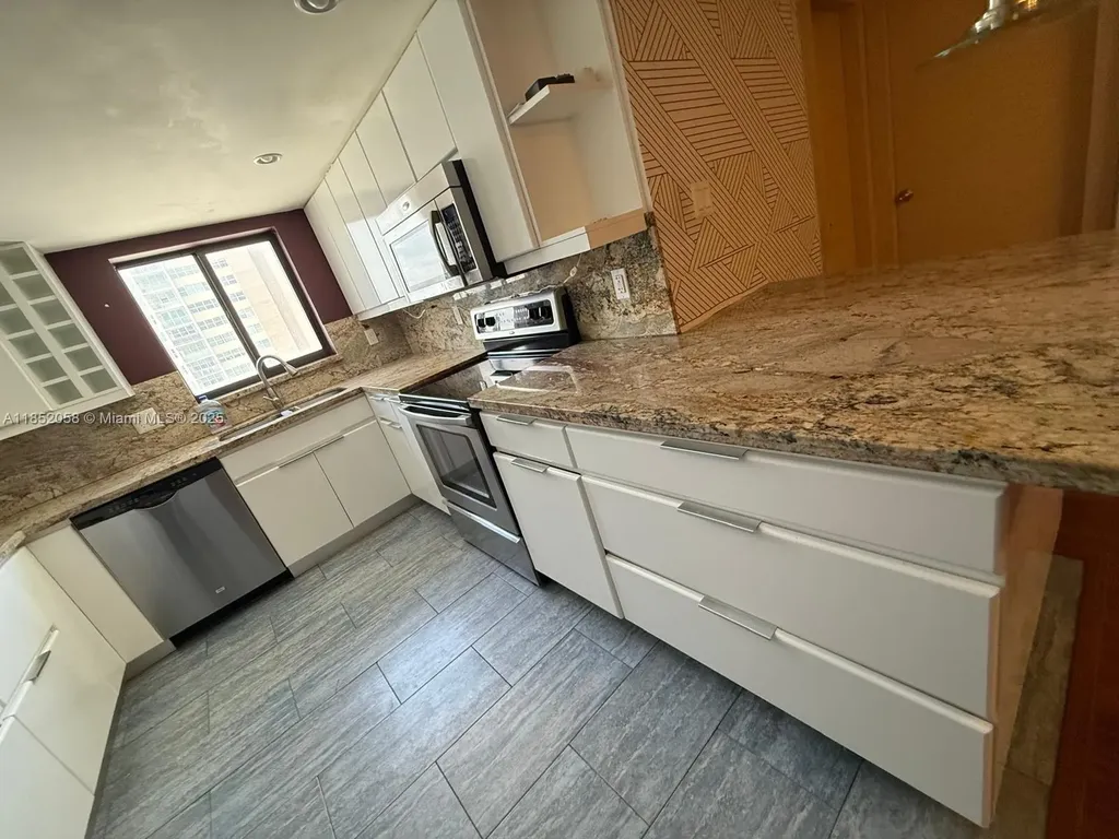 1500 S Ocean Drive Hollywood FL 33019