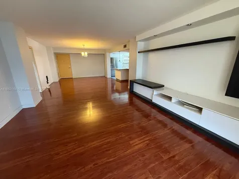 1500 S Ocean Drive Hollywood FL 33019