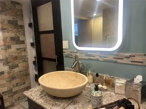 1500 S Ocean Drive Hollywood FL 33019