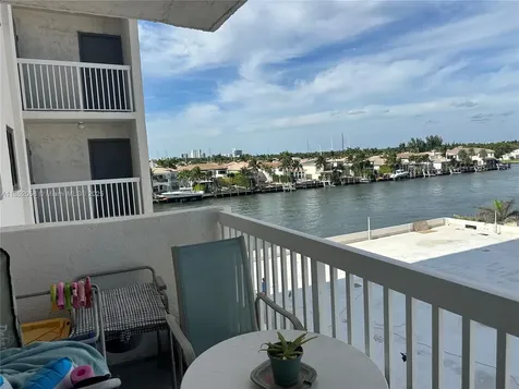 1500 S Ocean Drive Hollywood FL 33019