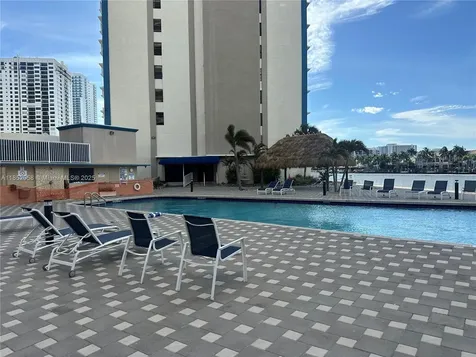 1500 S Ocean Drive Hollywood FL 33019