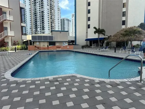 1500 S Ocean Drive Hollywood FL 33019