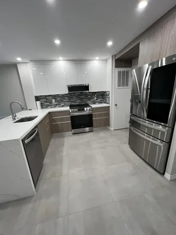 2175 NE 56th Street Fort Lauderdale FL 33308