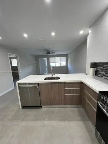 2175 NE 56th Street Fort Lauderdale FL 33308
