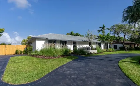 17902 SW 87th Place Palmetto Bay FL 33157