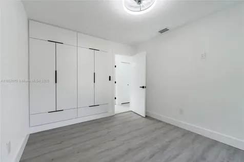 17902 SW 87th Place Palmetto Bay FL 33157