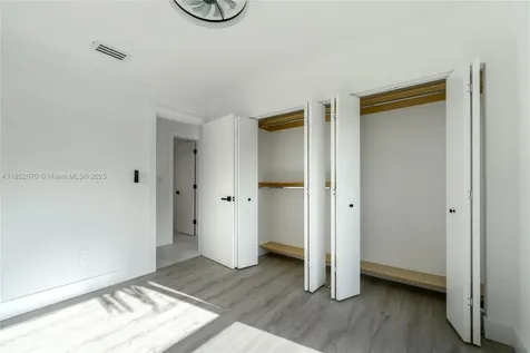 17902 SW 87th Place Palmetto Bay FL 33157