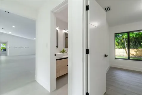 17902 SW 87th Place Palmetto Bay FL 33157