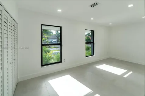 17902 SW 87th Place Palmetto Bay FL 33157