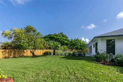 17902 SW 87th Place Palmetto Bay FL 33157