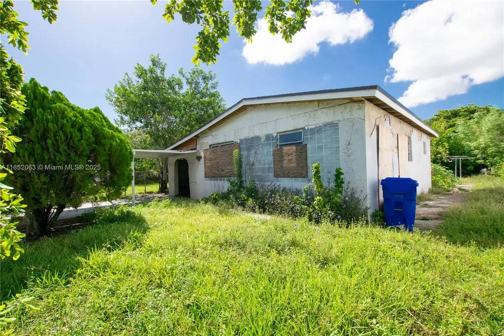 826 NW 56th Street Miami FL 33127
