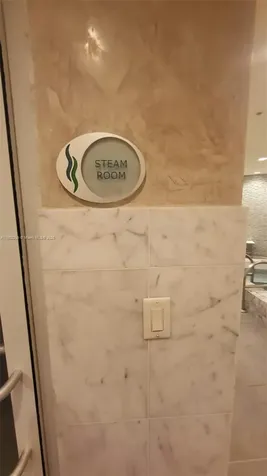 Miami FL 33132