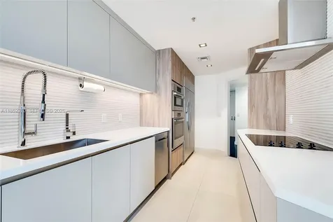 848 Brickell Key Drive Miami FL 33131