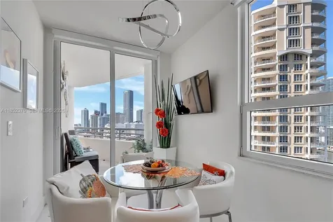 848 Brickell Key Drive Miami FL 33131