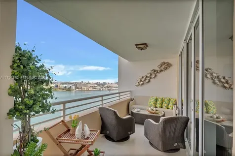 848 Brickell Key Drive Miami FL 33131