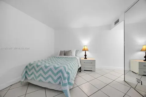 6039 Collins Avenue Miami Beach FL 33140