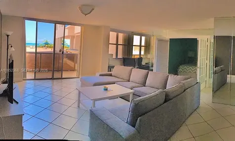 6039 Collins Avenue Miami Beach FL 33140