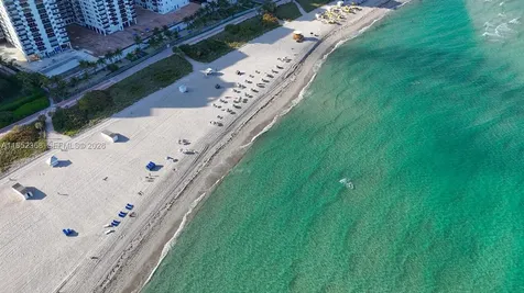 6039 Collins Avenue Miami Beach FL 33140