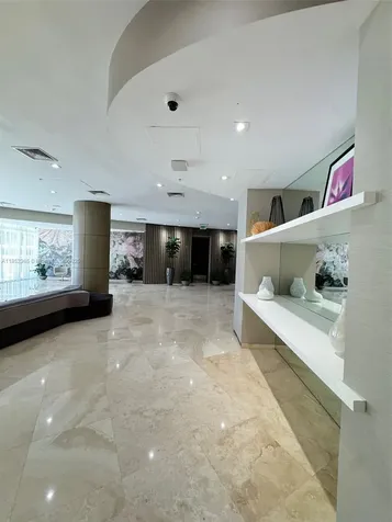 10275 Collins Avenue Bal Harbour FL 33154
